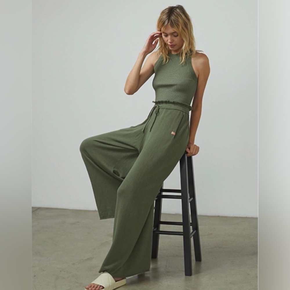 LUNYA Cozy Organic Cotton-Silk Relaxed Ankle Pant Humble Olive Green